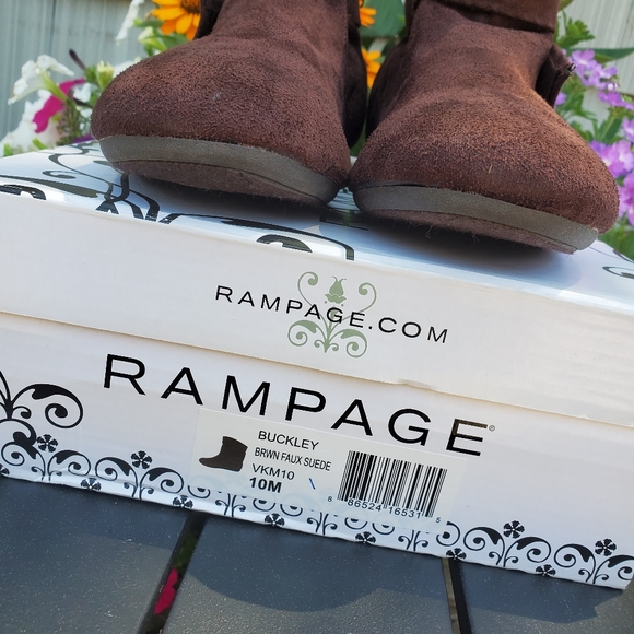 Sueded Ankle Booties ☆NIB☆ - Picture 4 of 4